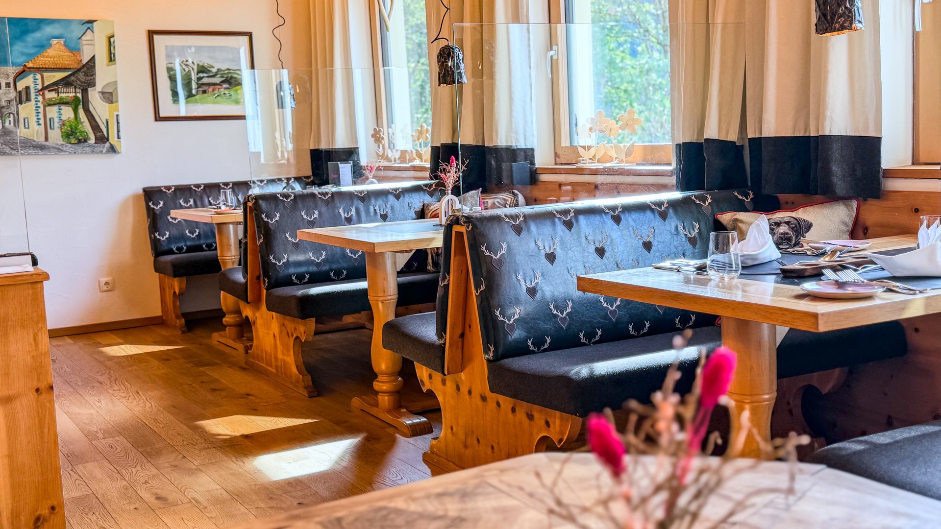 Restaurant & Zirbenstube Restaurant & Zirbenstube