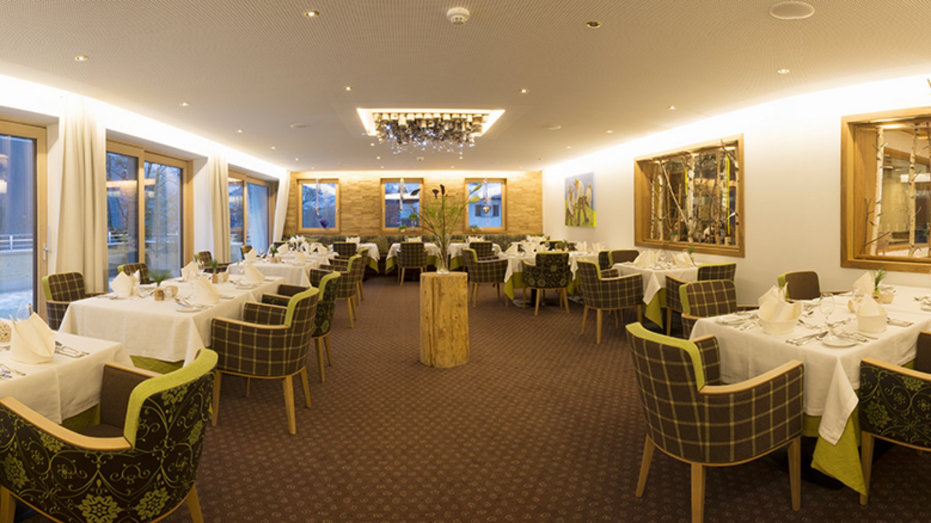 Restaurant & Zirbenstube Restaurant & Zirbenstube