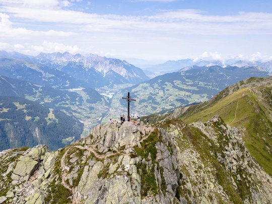 Mehr als ein Wanderhotel im Montafon Mehr als ein Wanderhotel im Montafon